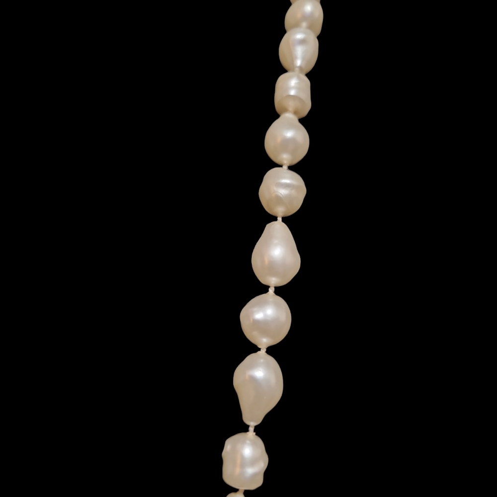 36" Vintage Faux Pearl Fashion Beaded Necklace L1 - Picture 2 of 2